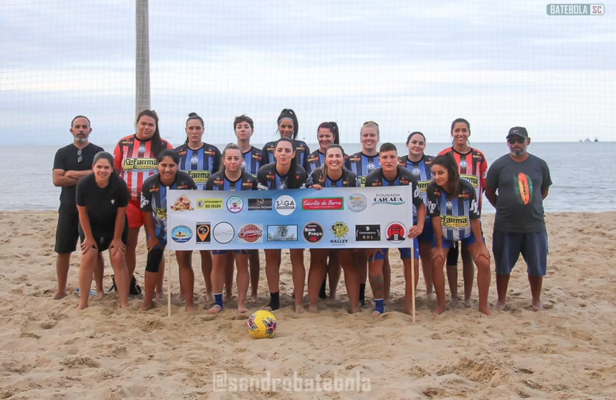 BARRENSE VOLTA A TER UMA EQUIPE DE FUTEBOL FEMININO