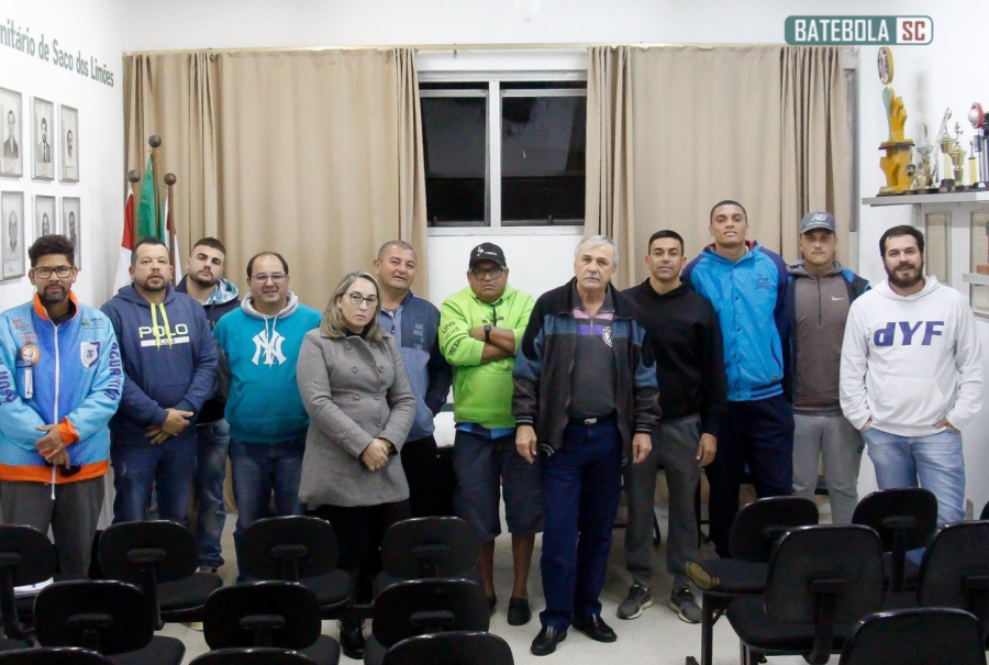 MUNICIPAL ADULTO DE FLORIPA