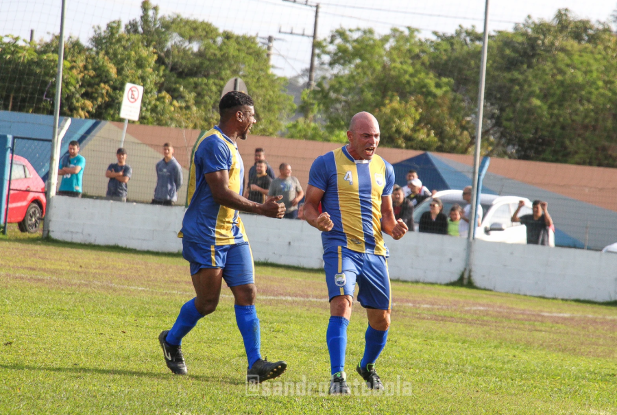 EMPATE NA PRIMEIRA PARTIDA DO MUNICIPAL DE FLORIANÓPOLIS