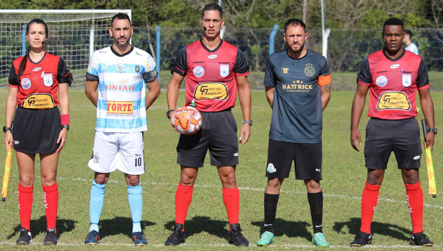 MUNICIPAL DE FLORIPA - GRÊMIO CACHOEIRA VENCE AJAX