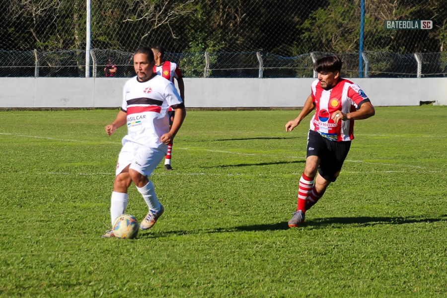 SANTA CRUZ DO RETIRO VENCE NO CINQUENTÃO 